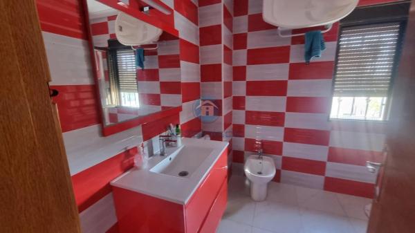 Chalet pareado en calle Duque de Alba