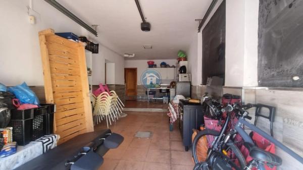 Chalet pareado en calle Duque de Alba