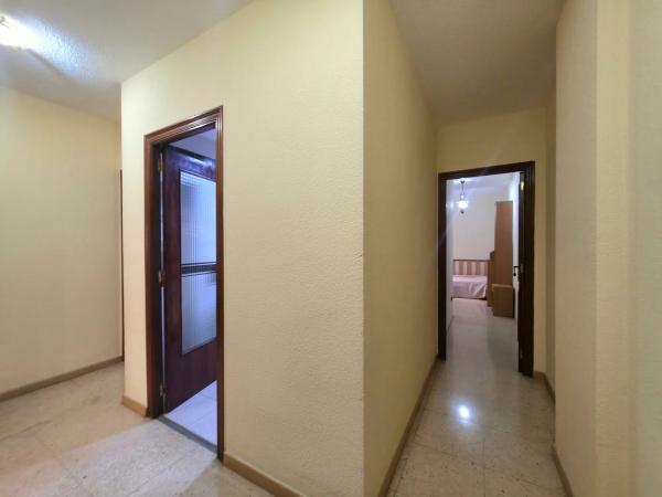 Piso en calle de Jávea, 92