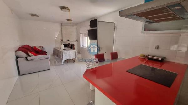 Chalet pareado en calle Duque de Alba