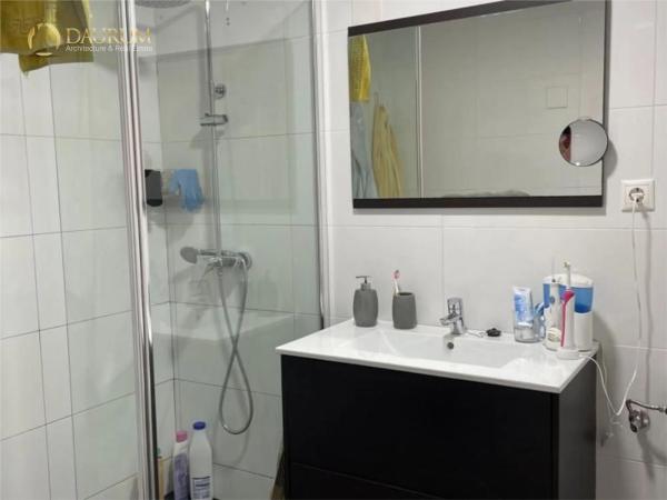 Casa independiente en camino de los Picapiedra