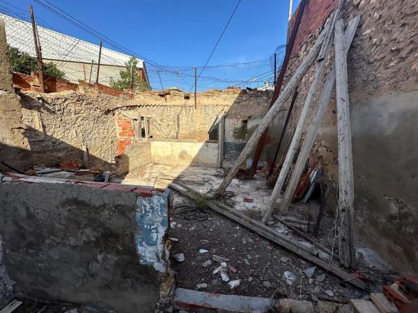 Casa independiente en calle la Nucía