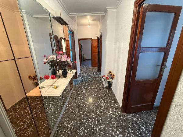 Piso en calle Uruguay