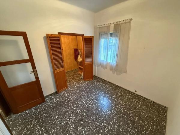 Piso en calle Uruguay