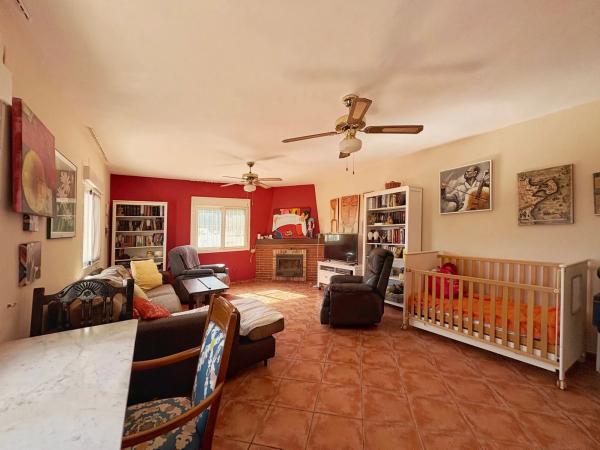 Casa independiente en Ds Vallonga, 14