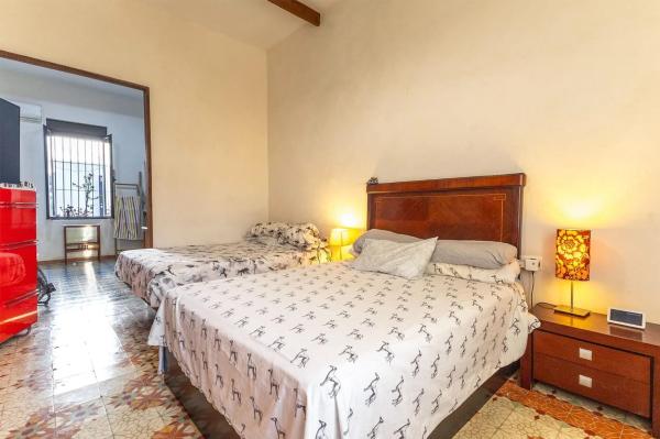 Casa independiente en calle Nardo