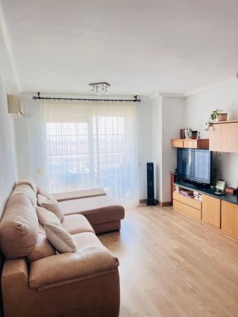 Piso en calle Virgen del Puig, 19