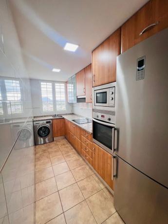 Piso en calle Virgen del Puig, 19