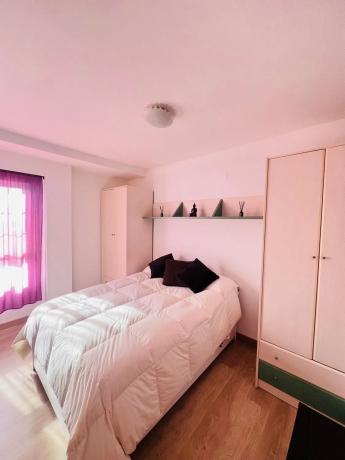 Piso en calle Virgen del Puig, 19