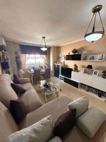 Piso en calle Francisco Montero Pérez