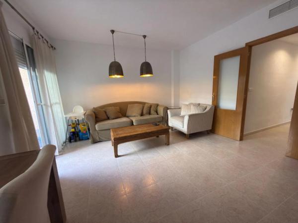 Casa independiente en avenida Jaume I