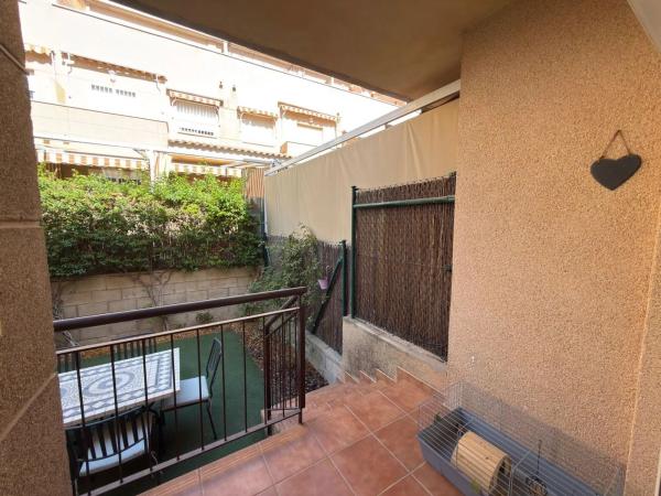 Casa independiente en avenida Jaume I