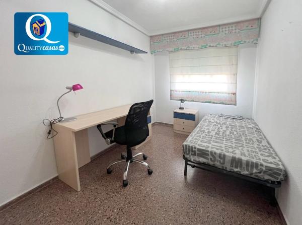 Chalet en Barrio Divina Pastora