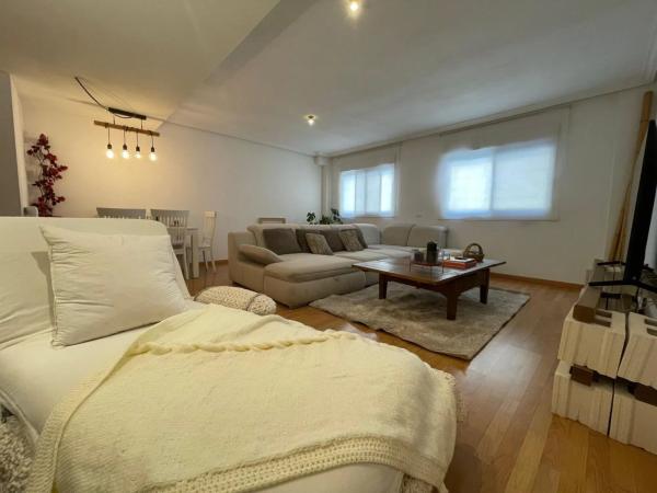 Piso en calle Francisco Montero Pérez