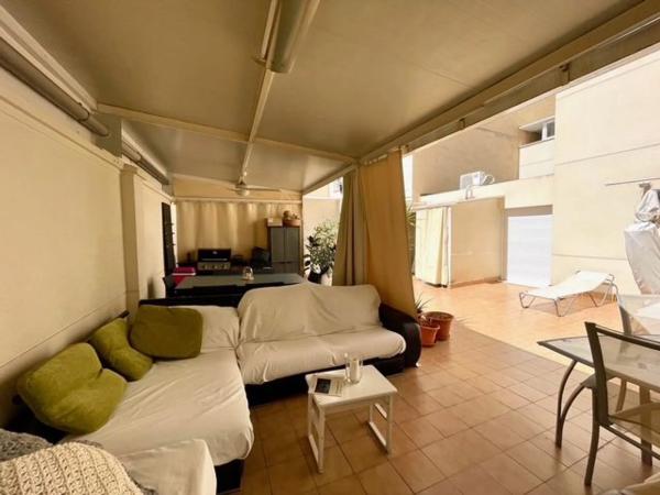 Piso en avenida Novelda, 104