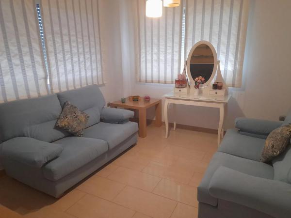 Casa independiente en calle Magnolia, 11