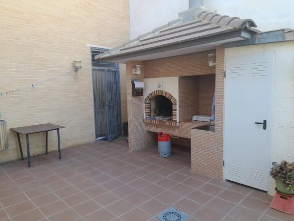 Casa independiente en calle Magnolia, 11