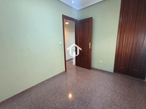 Piso en CL Jose Llopis Diez