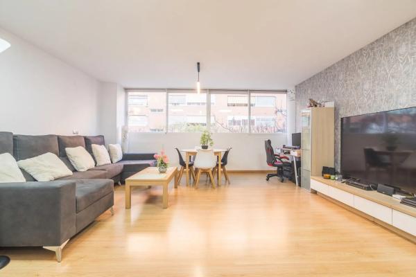 Piso en calle Castell de Castells s/n