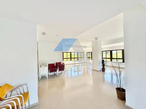 Piso en avenida Juan Sanchis Candela