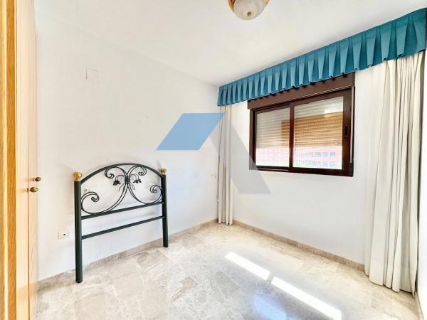 Piso en avenida Juan Sanchis Candela