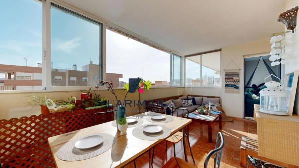 Piso en calle Sidi-Ifni, 20