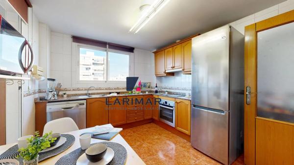 Piso en calle Sidi-Ifni, 20