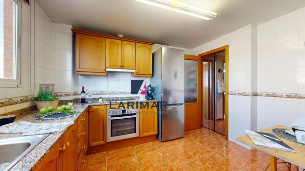 Piso en calle Sidi-Ifni, 20