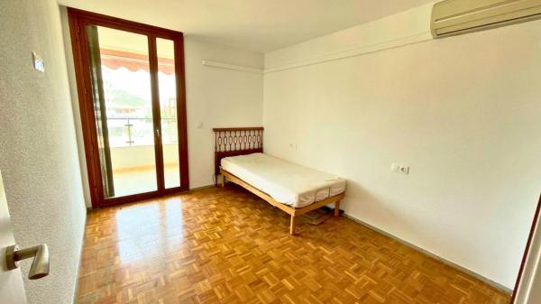 Piso en avenida de Dénia