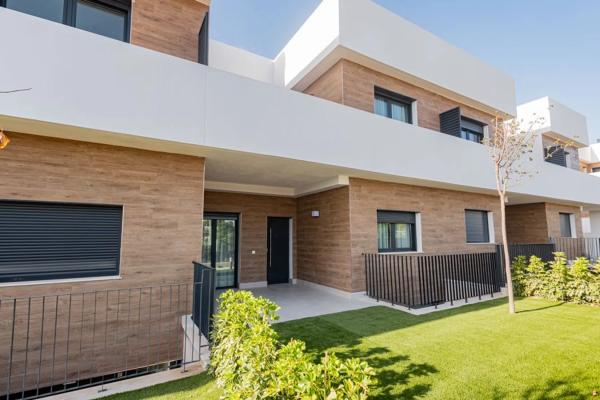 Chalet adosado en calle Procuradores de los Tribunales s/n