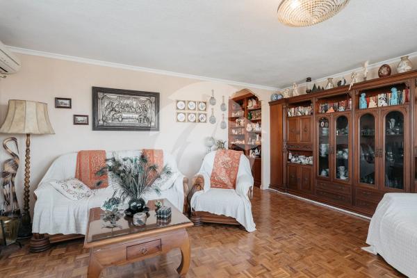 Piso en avenida de Dénia