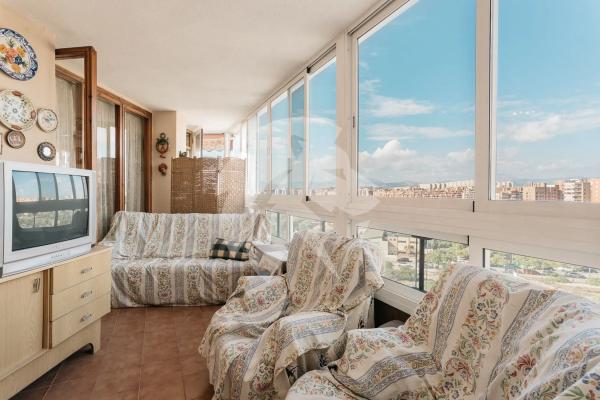 Piso en avenida de Dénia