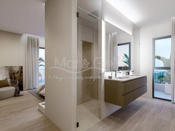 Casa independiente en avenida Albufereta