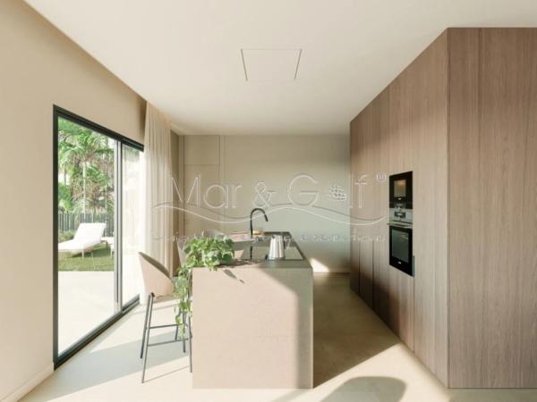 Casa independiente en avenida Albufereta