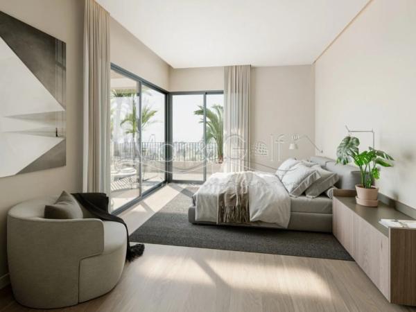 Casa independiente en avenida Albufereta