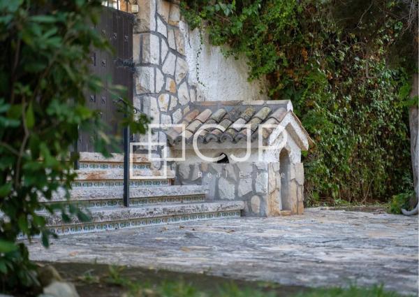 Casa independiente en avenida Albufereta, 36