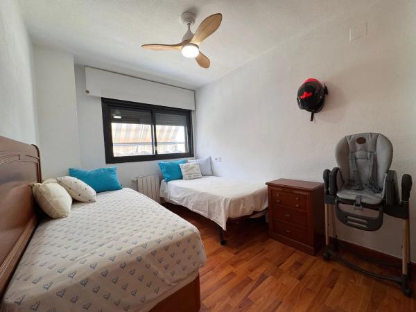 Piso en calle Polop, 2