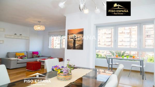 Piso en Av Pintor Xavier Soler