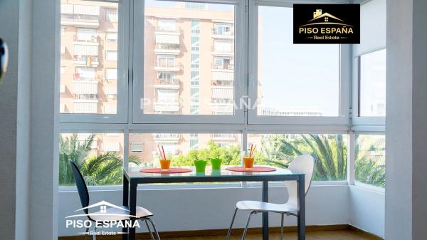 Piso en Av Pintor Xavier Soler