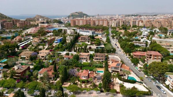 Casa independiente en calle Doctor Fleming