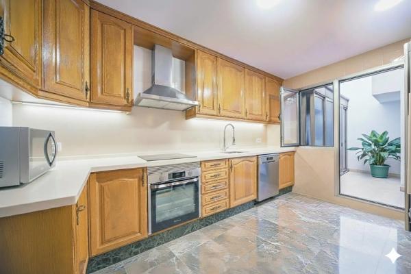 Chalet adosado en calle Doctor Juan López Sánchez