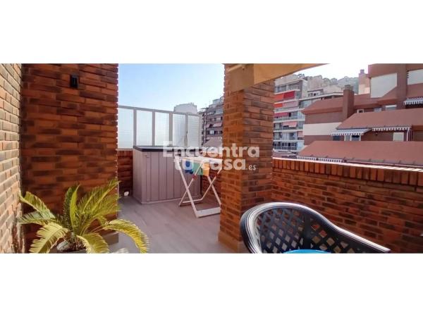 Ático en avenida de Dénia