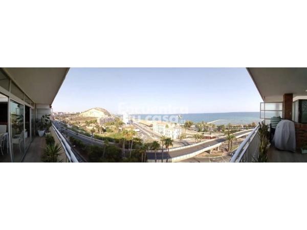 Ático en avenida de Dénia