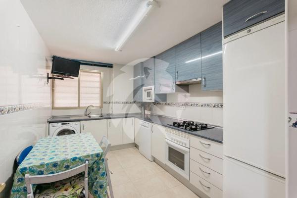 Piso en avenida Países Escandinavos