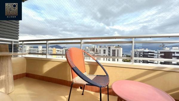 Ático en calle del Torero Luis Francisco Esplá, 12 -14