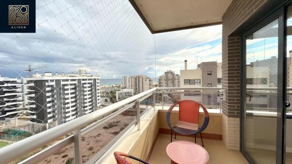 Ático en calle del Torero Luis Francisco Esplá, 12 -14