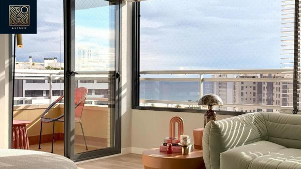 Ático en calle del Torero Luis Francisco Esplá, 12 -14