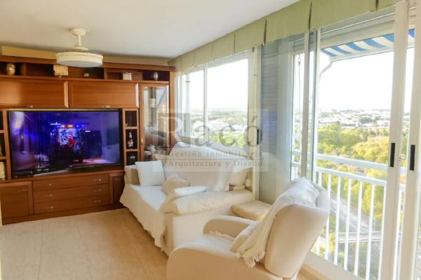 Piso en avenida Oviedo