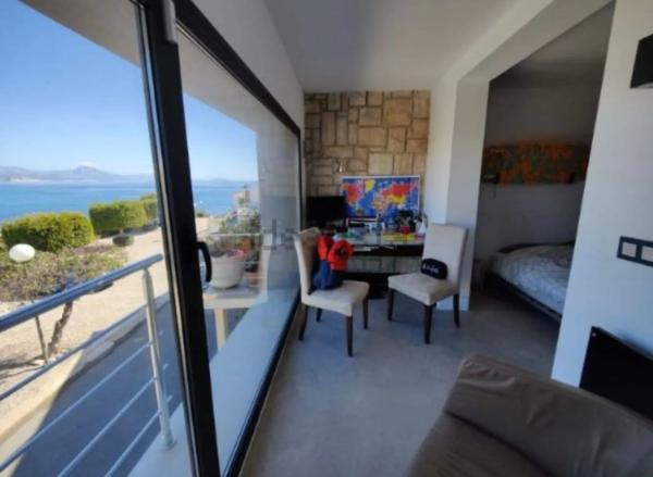 Casa independiente en camino del Faro