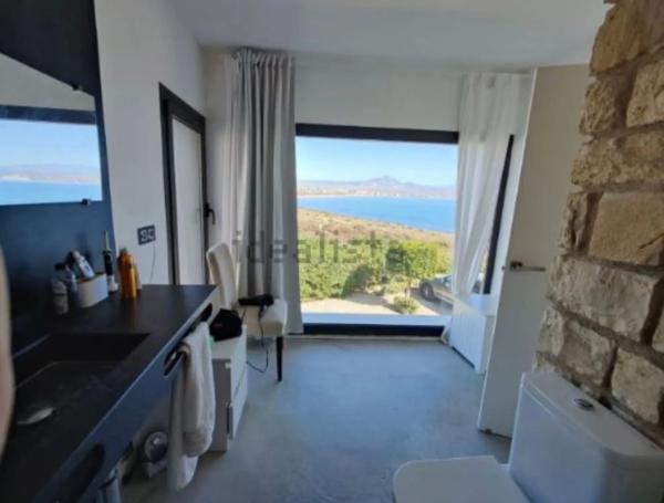 Casa independiente en camino del Faro